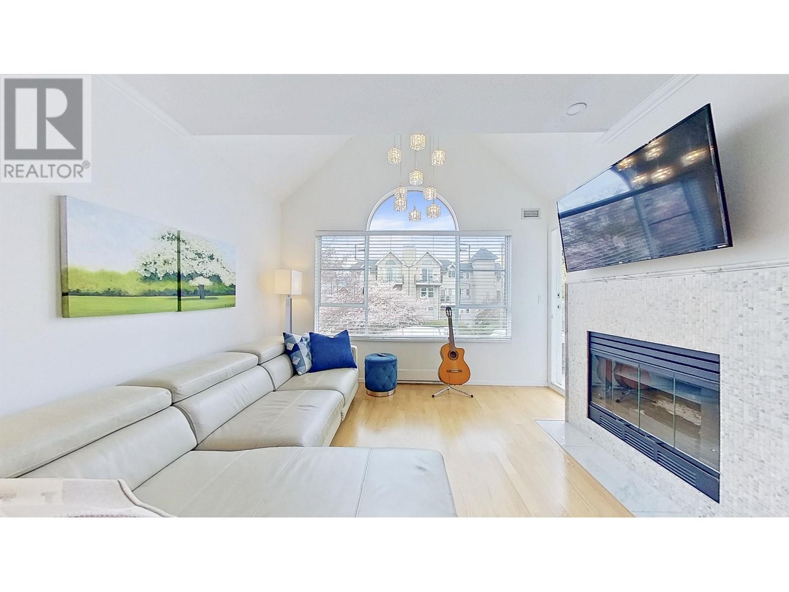 301 838 W 16th Avenue, Vancouver, British Columbia  V5Z 1T1 - Photo 2 - R2864479