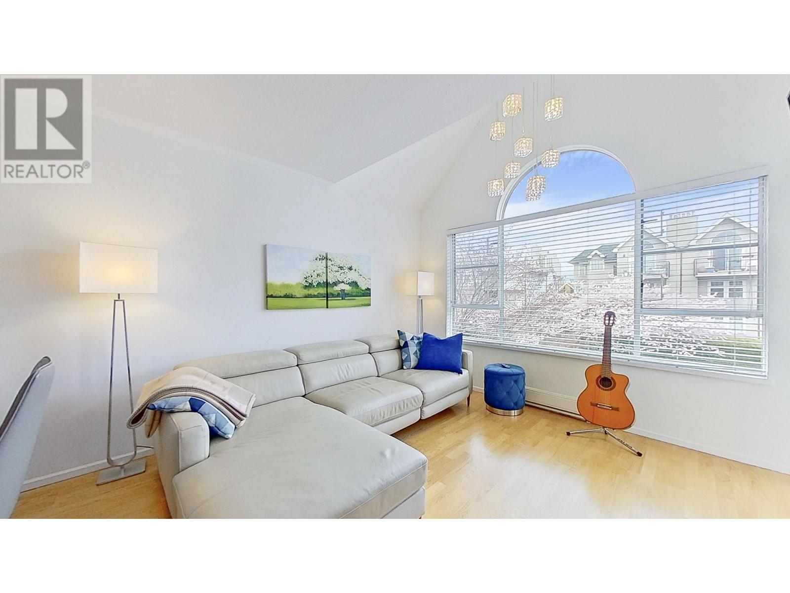 301 838 W 16th Avenue, Vancouver, British Columbia  V5Z 1T1 - Photo 3 - R2864479