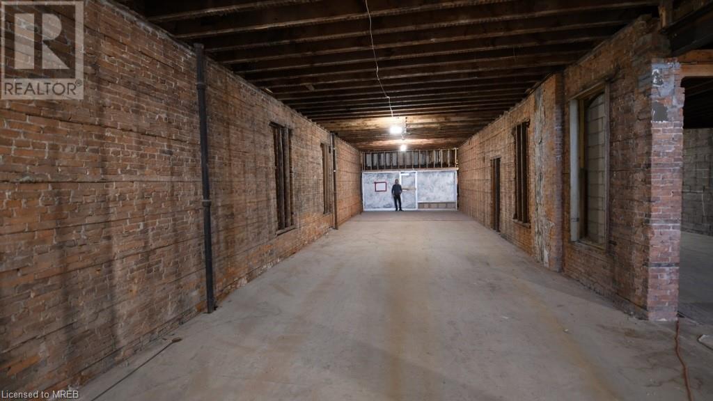 5936 Main Street E, Niagara Falls, Ontario  L2G 5Z8 - Photo 6 - 40564648