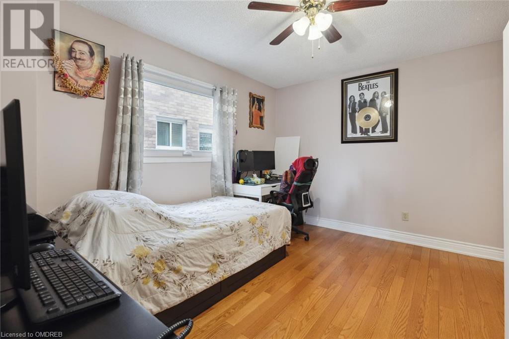 5687 Goldenbrook Drive, Mississauga, Ontario  L5M 3W5 - Photo 22 - 40564754