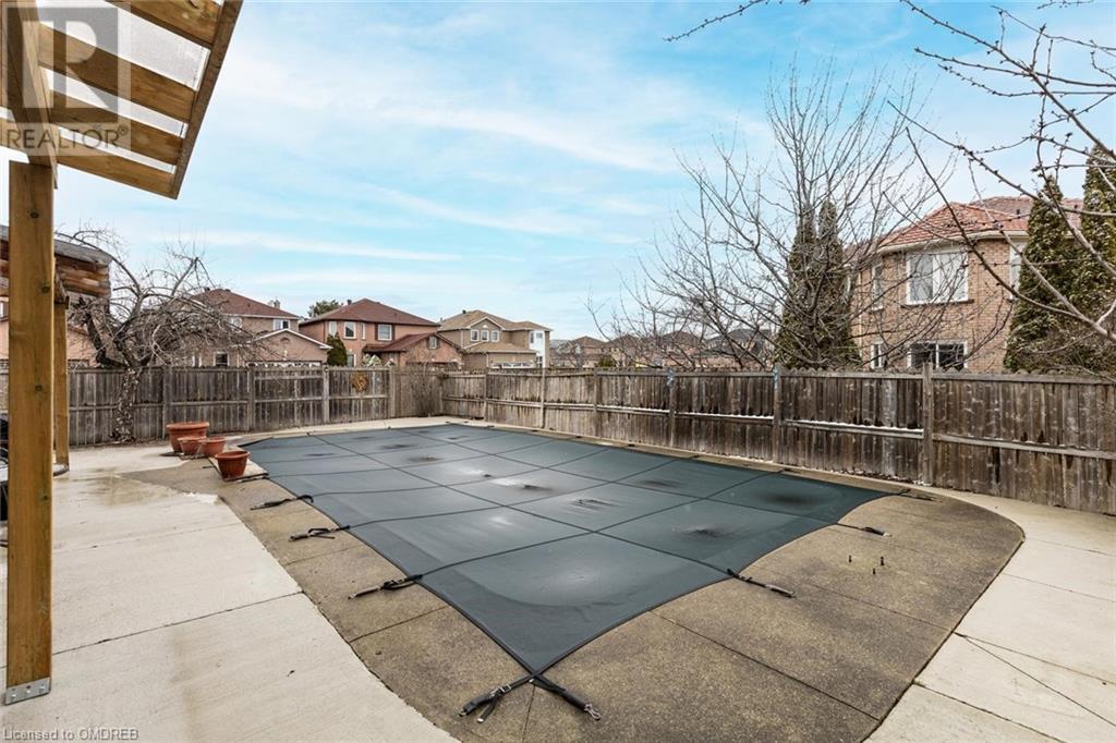 5687 Goldenbrook Drive, Mississauga, Ontario  L5M 3W5 - Photo 44 - 40564754