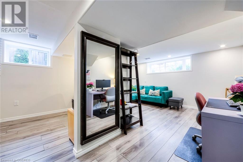 351 Strathcona Drive, Burlington, Ontario  L7L 2E4 - Photo 31 - 40564715