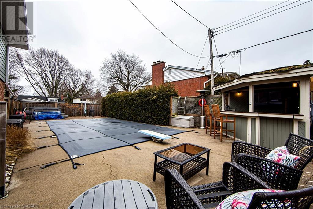 351 Strathcona Drive, Burlington, Ontario  L7L 2E4 - Photo 34 - 40564715