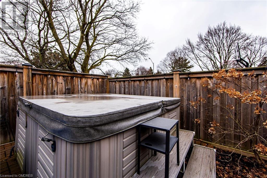 351 Strathcona Drive, Burlington, Ontario  L7L 2E4 - Photo 37 - 40564715