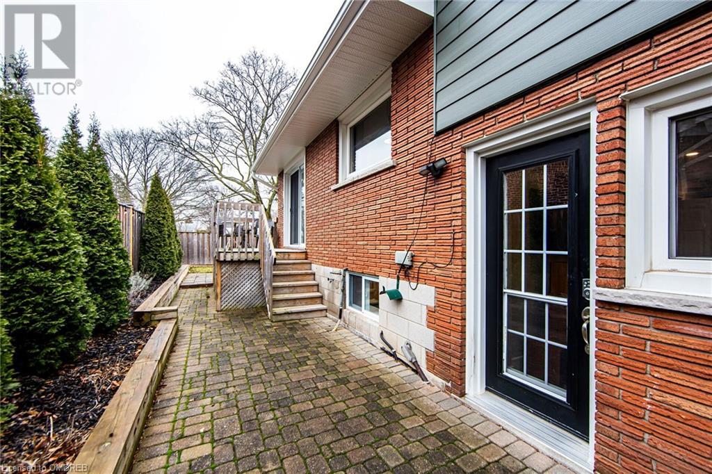 351 Strathcona Drive, Burlington, Ontario  L7L 2E4 - Photo 38 - 40564715