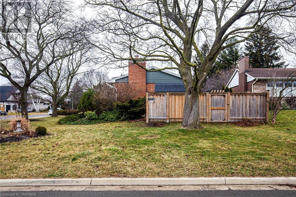 351 Strathcona Drive, Burlington, Ontario  L7L 2E4 - Photo 42 - 40564715