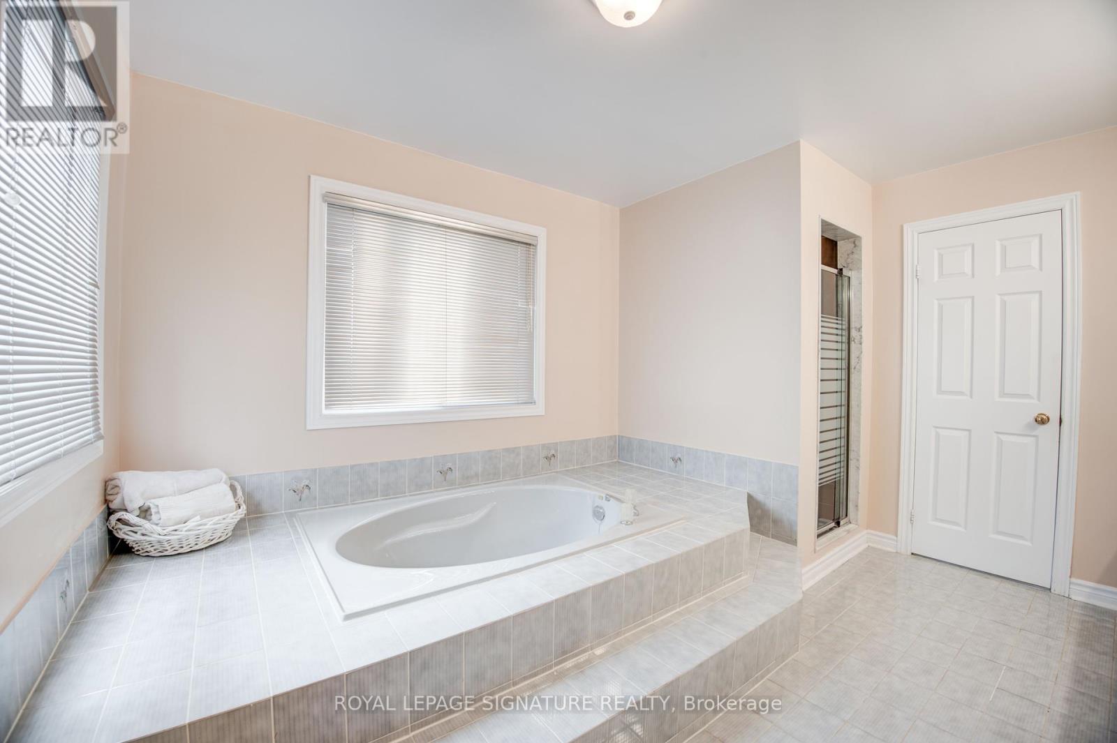 5225 Swiftcurrent Trail, Mississauga, Ontario  L5R 2H9 - Photo 26 - W8189504