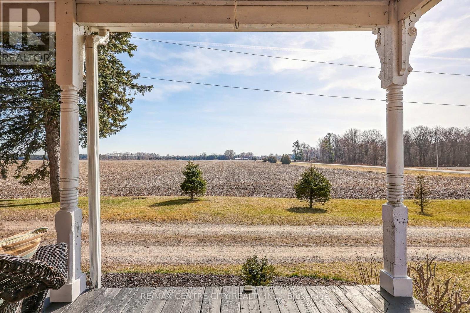 7086 Springfield Rd, Malahide, Ontario  N5H 2R5 - Photo 11 - X8188916