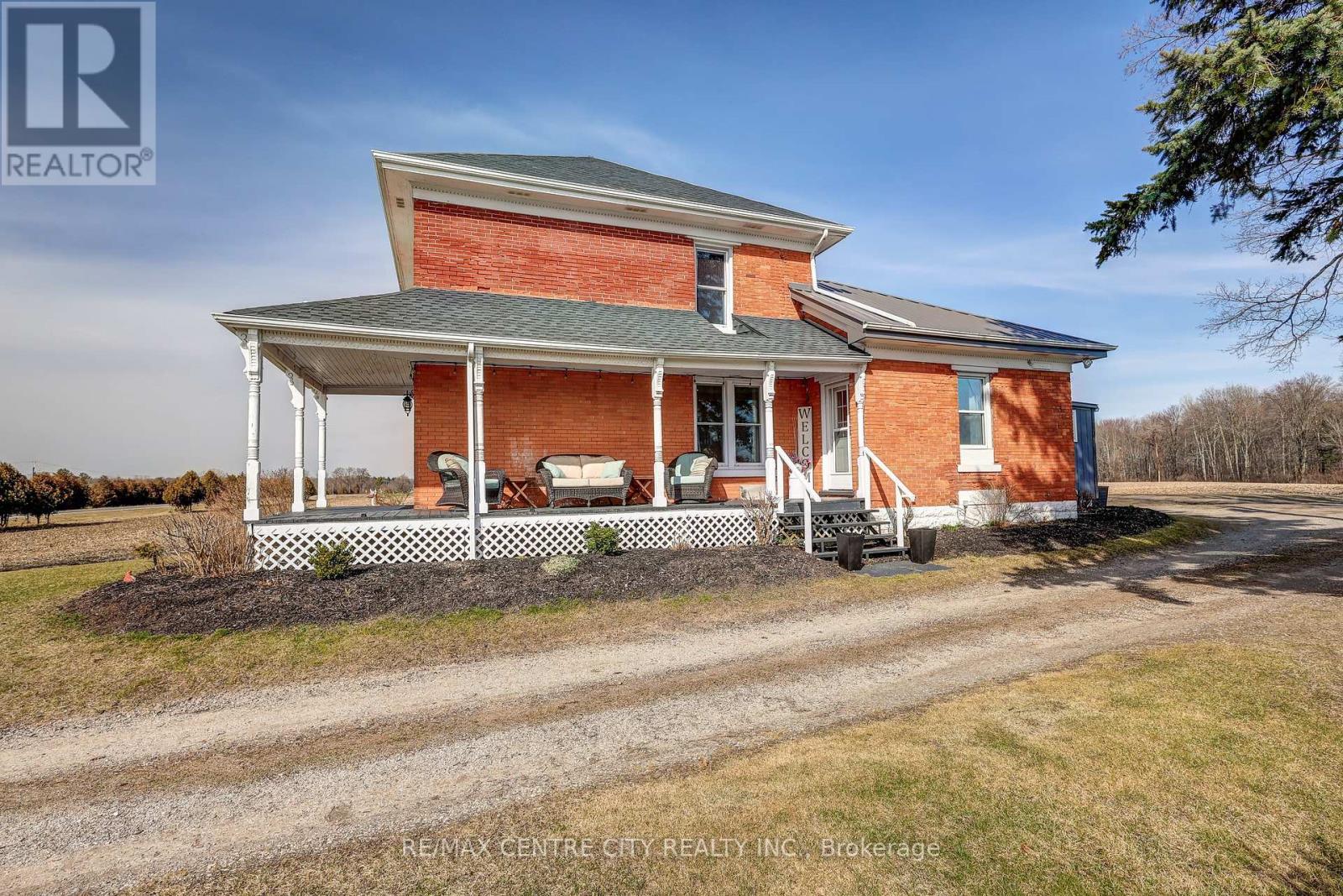 7086 Springfield Rd, Malahide, Ontario  N5H 2R5 - Photo 6 - X8188916