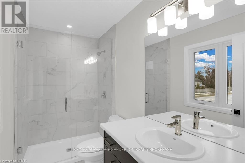 #114 -93 Stonefield Lane, Middlesex Centre, Ontario  N0M 2A0 - Photo 24 - X8189652