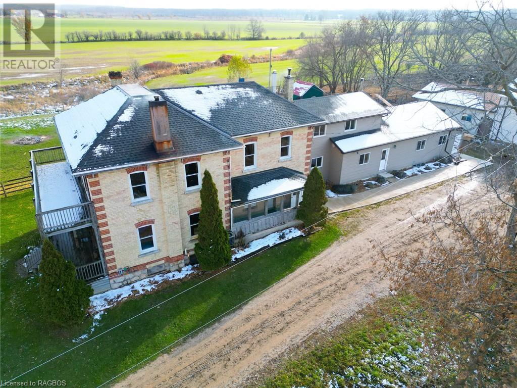 681456 Sideroad 6, Chatsworth (Twp), Ontario  N0G 1L0 - Photo 2 - 40560344
