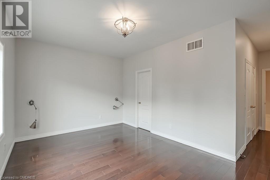2596 North Ridge Trail, Oakville, Ontario  L6H 7L5 - Photo 17 - 40564077