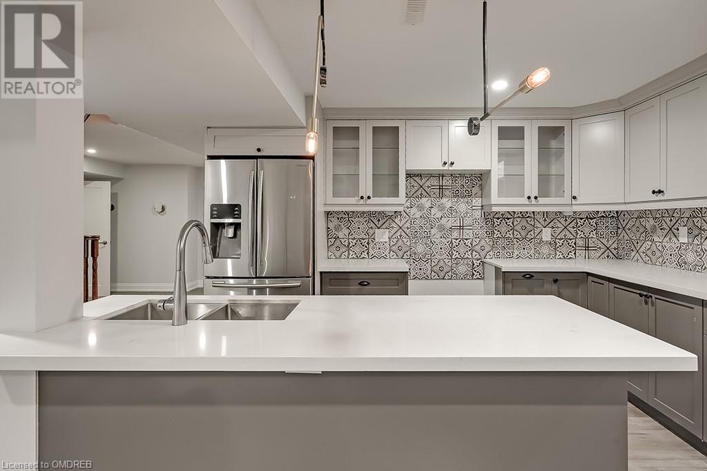 2596 North Ridge Trail, Oakville, Ontario  L6H 7L5 - Photo 34 - 40564077