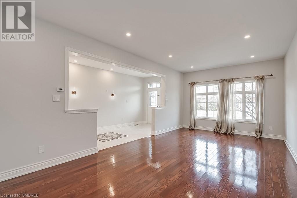 2596 North Ridge Trail, Oakville, Ontario  L6H 7L5 - Photo 5 - 40564077