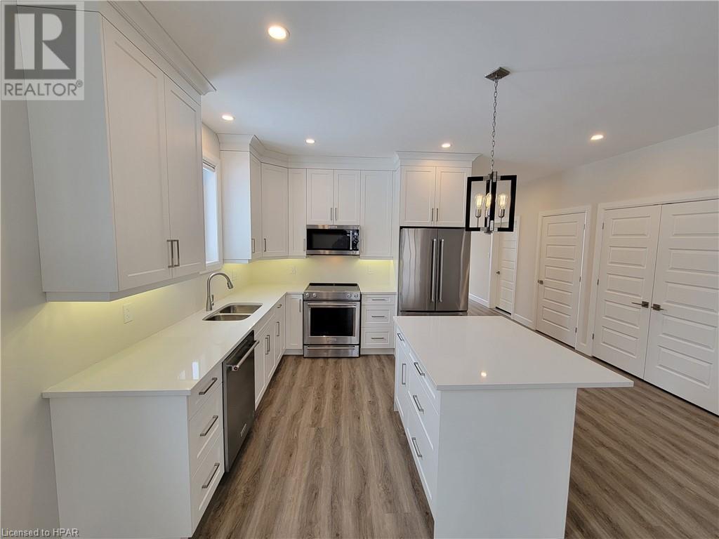 21 Upper Thames Lane Unit# 25, Mitchell, Ontario  N0K 1N0 - Photo 7 - 40560633