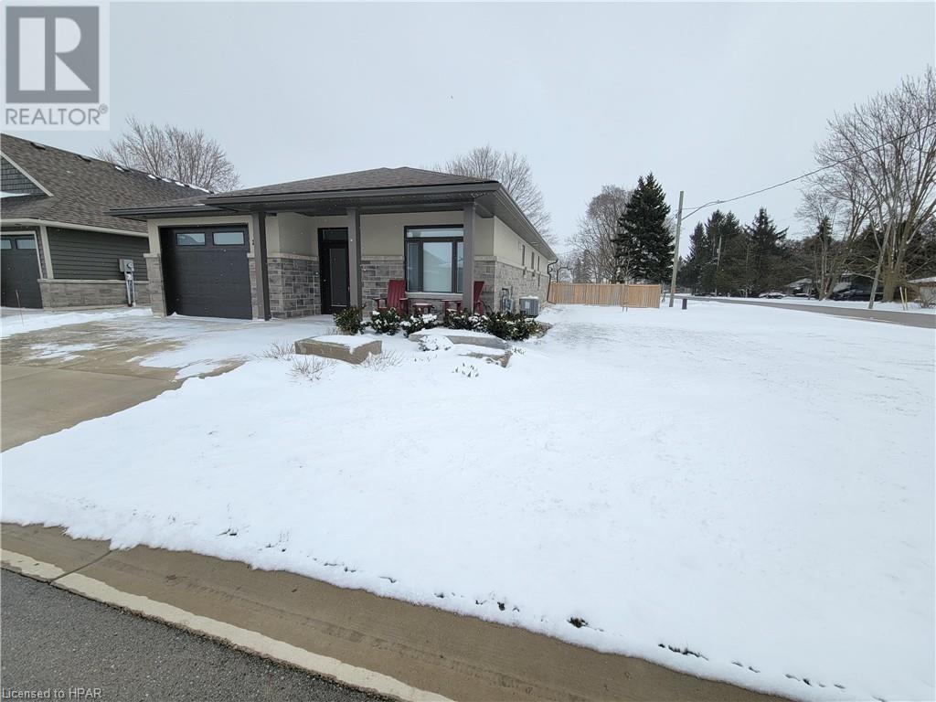 21 Upper Thames Lane Unit# 25, Mitchell, Ontario  N0K 1N0 - Photo 31 - 40560633