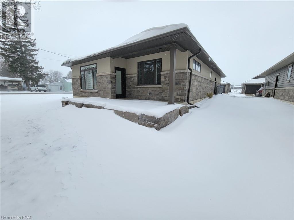 21 Upper Thames Lane Unit# 25, Mitchell, Ontario  N0K 1N0 - Photo 35 - 40560633