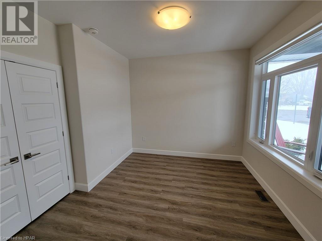 21 Upper Thames Lane Unit# 25, Mitchell, Ontario  N0K 1N0 - Photo 20 - 40560633