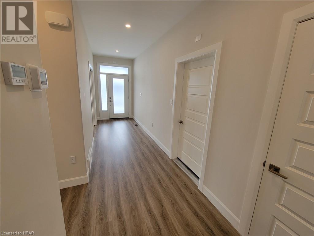 21 Upper Thames Lane Unit# 25, Mitchell, Ontario  N0K 1N0 - Photo 4 - 40560633