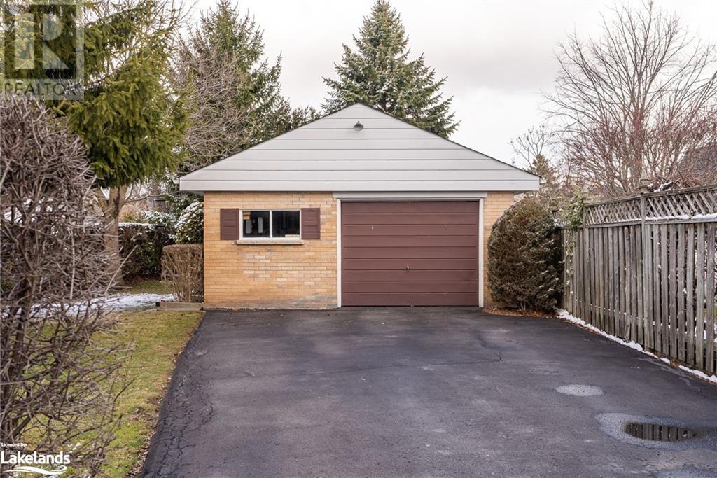 94 Sherwood Avenue, Oshawa, Ontario  L1G 3L6 - Photo 32 - 40564860