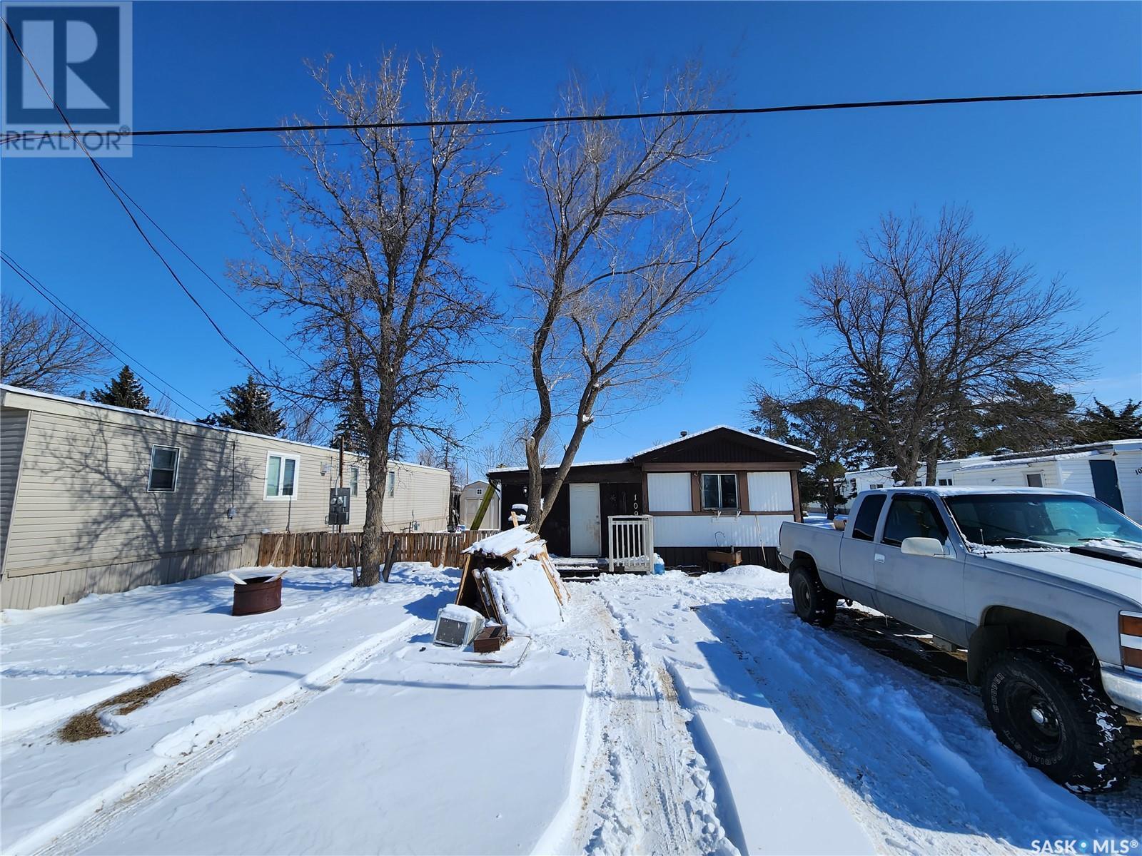 109 Larch Street, Caronport, Saskatchewan  S0H 0S0 - Photo 2 - SK963584
