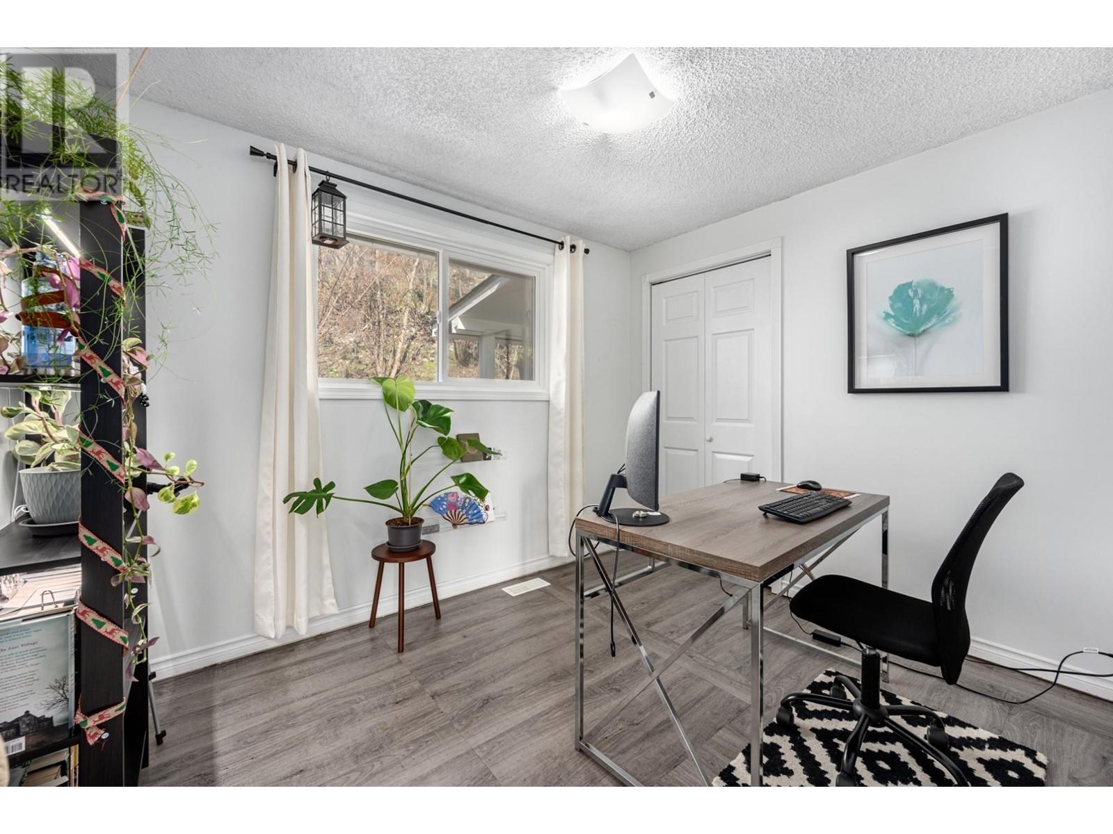 565 Summers Street, Lillooet, British Columbia   - Photo 17 - 177509