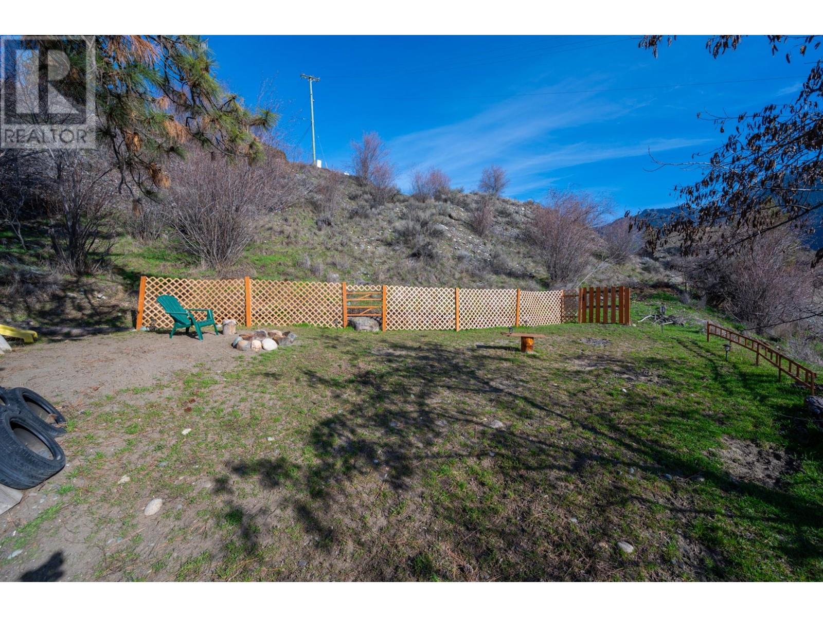 565 Summers Street, Lillooet, British Columbia   - Photo 48 - 177509