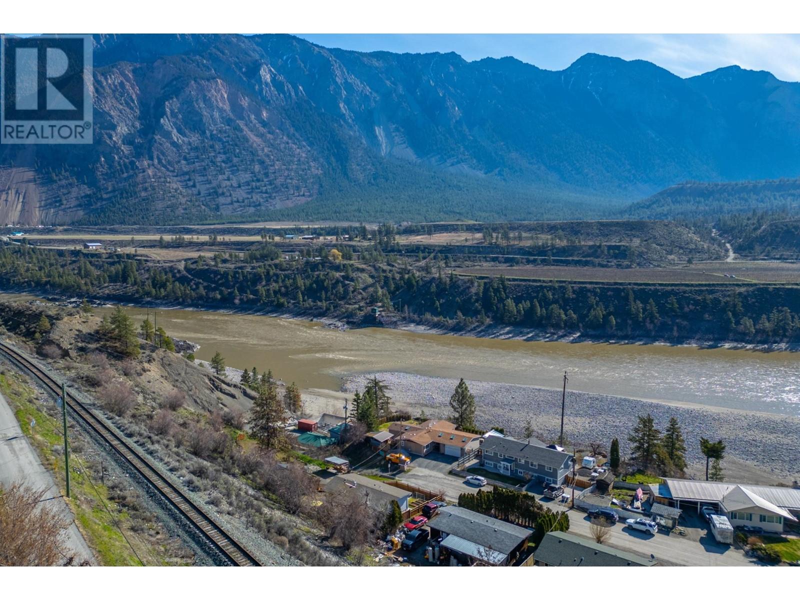 565 Summers Street, Lillooet, British Columbia   - Photo 57 - 177509