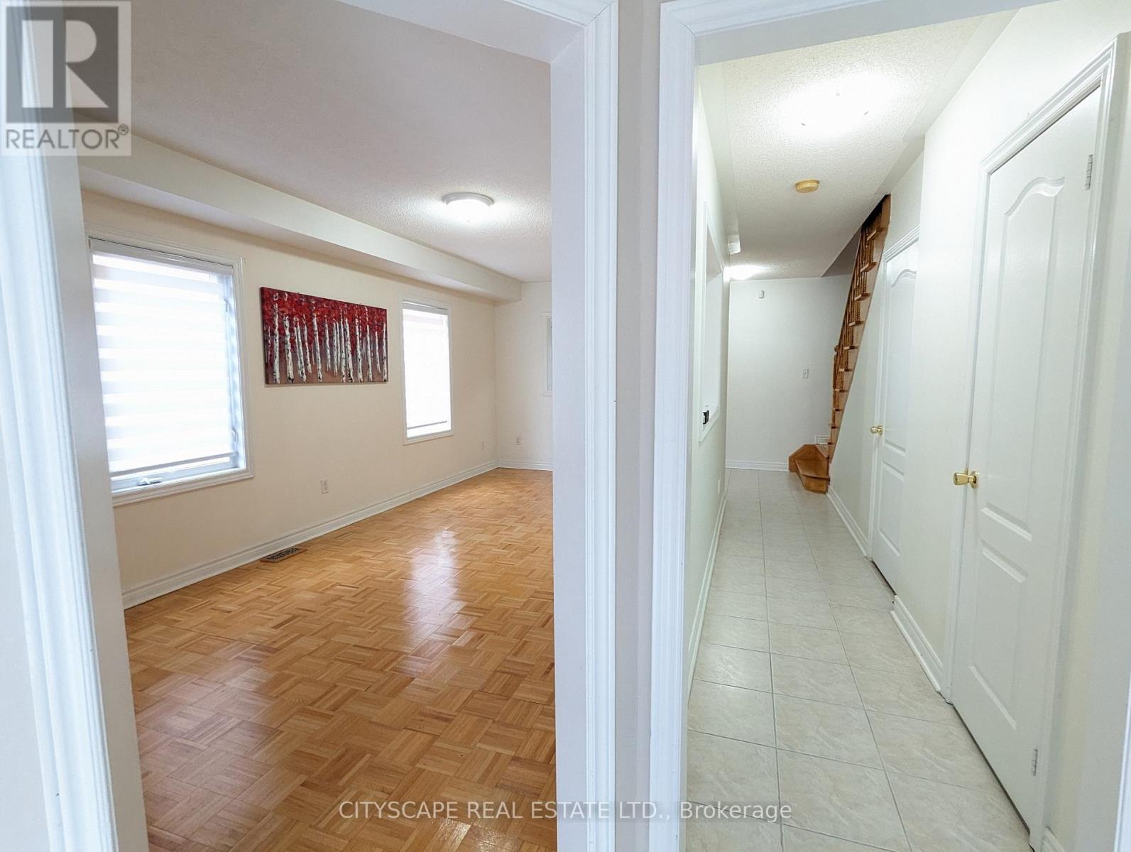 769 Fable Cres, Mississauga, Ontario  L5W 1S1 - Photo 6 - W8190670