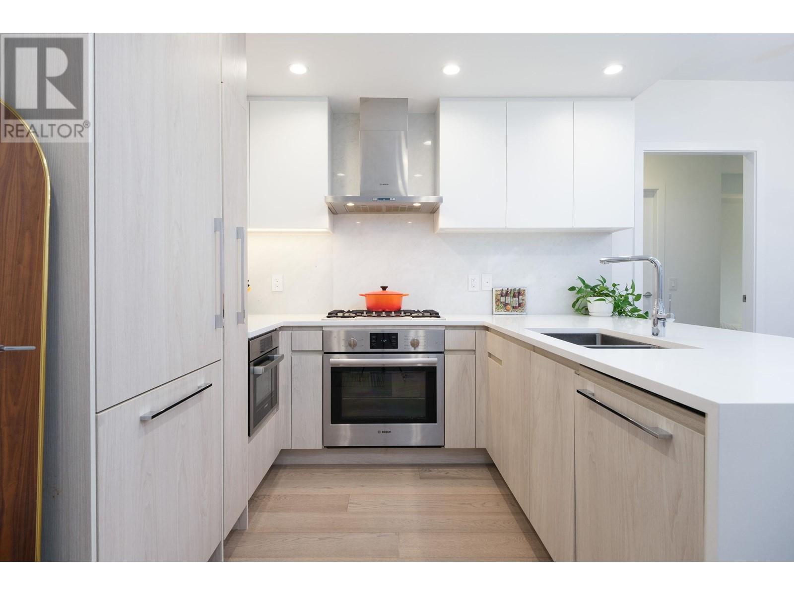 413 177 W 3rd Street, North Vancouver, British Columbia  V7M 0G5 - Photo 3 - R2864520