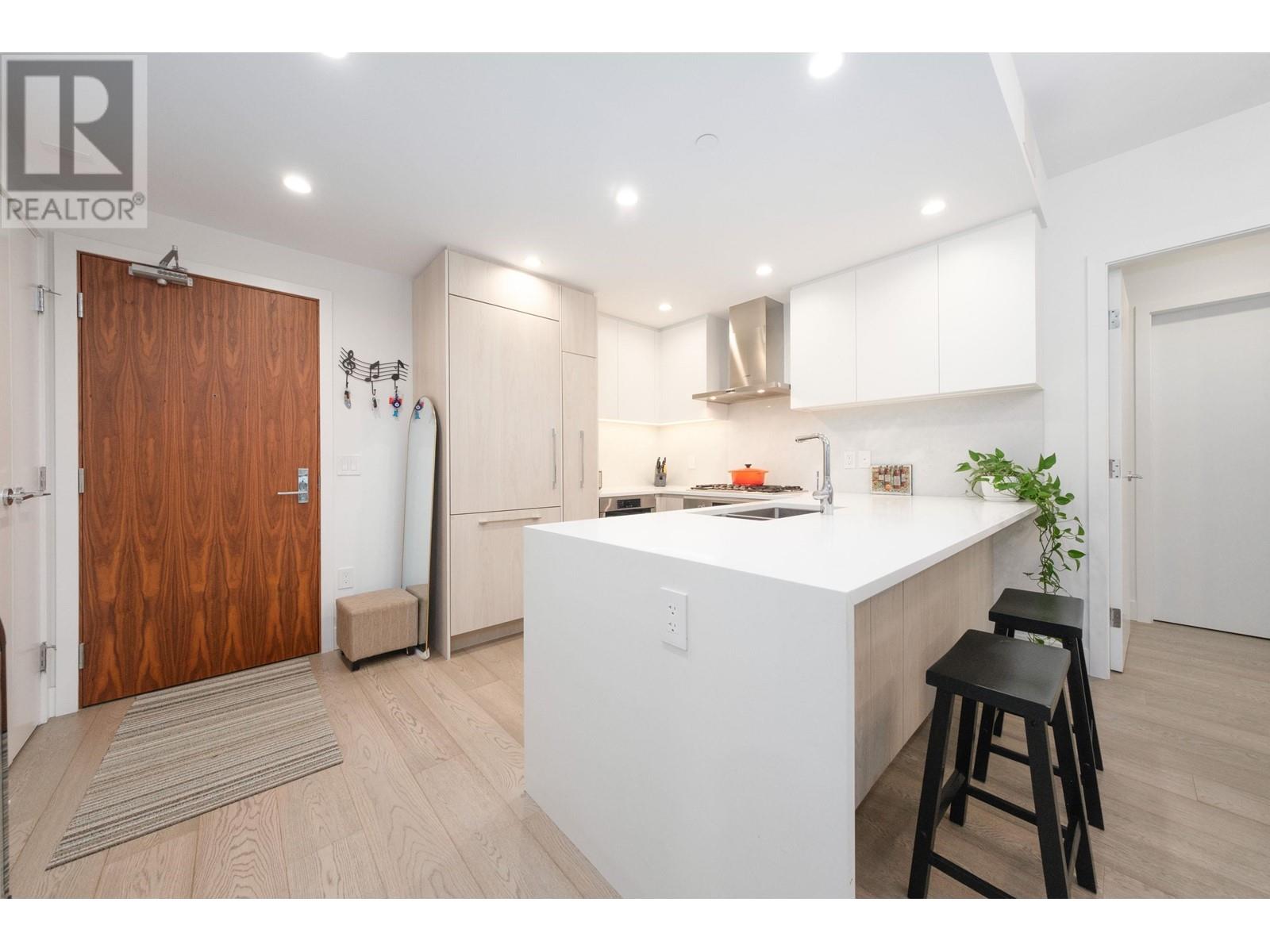 413 177 W 3rd Street, North Vancouver, British Columbia  V7M 0G5 - Photo 5 - R2864520