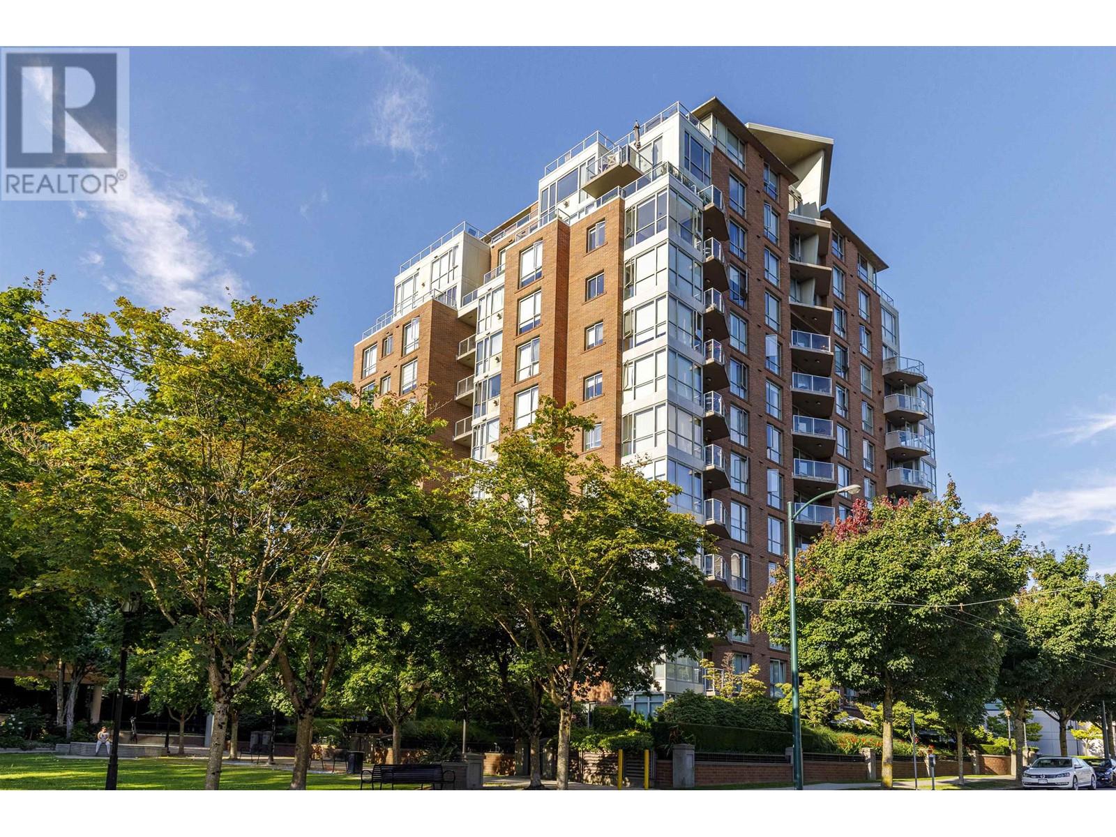 807 1575 W 10th Avenue, Vancouver, British Columbia  V6J 5L1 - Photo 1 - R2864561