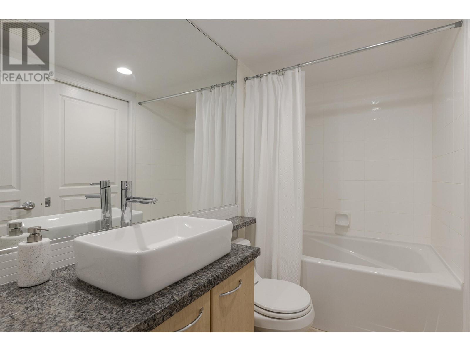 807 1575 W 10th Avenue, Vancouver, British Columbia  V6J 5L1 - Photo 18 - R2864561