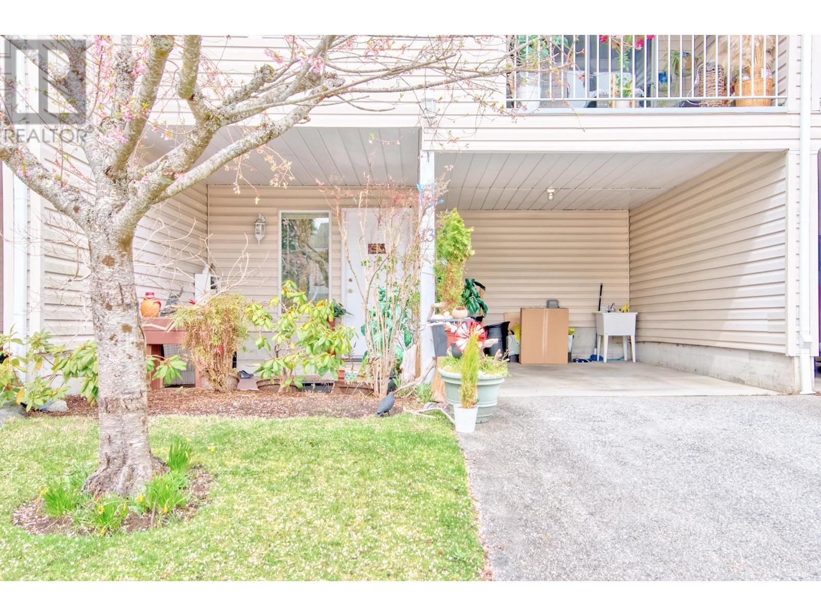 13 765 School Road, Gibsons, British Columbia  V0N 1V9 - Photo 3 - R2864588