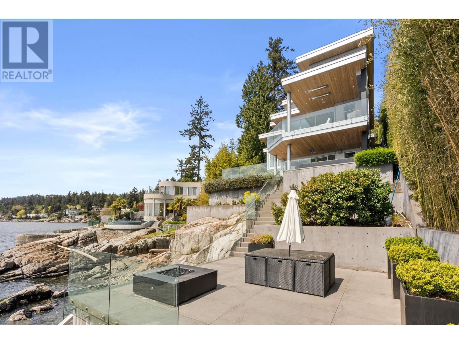 3906 MARINE DRIVE, west vancouver, British Columbia