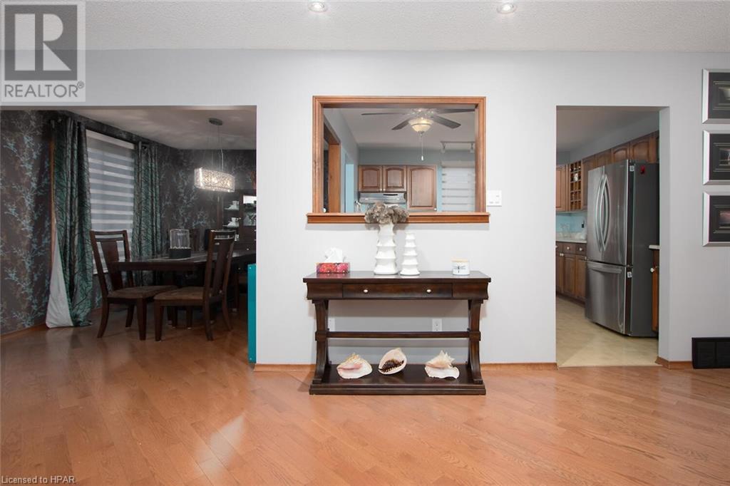 338 Greenwood Drive, Stratford, Ontario  N5A 7R3 - Photo 6 - 40565108