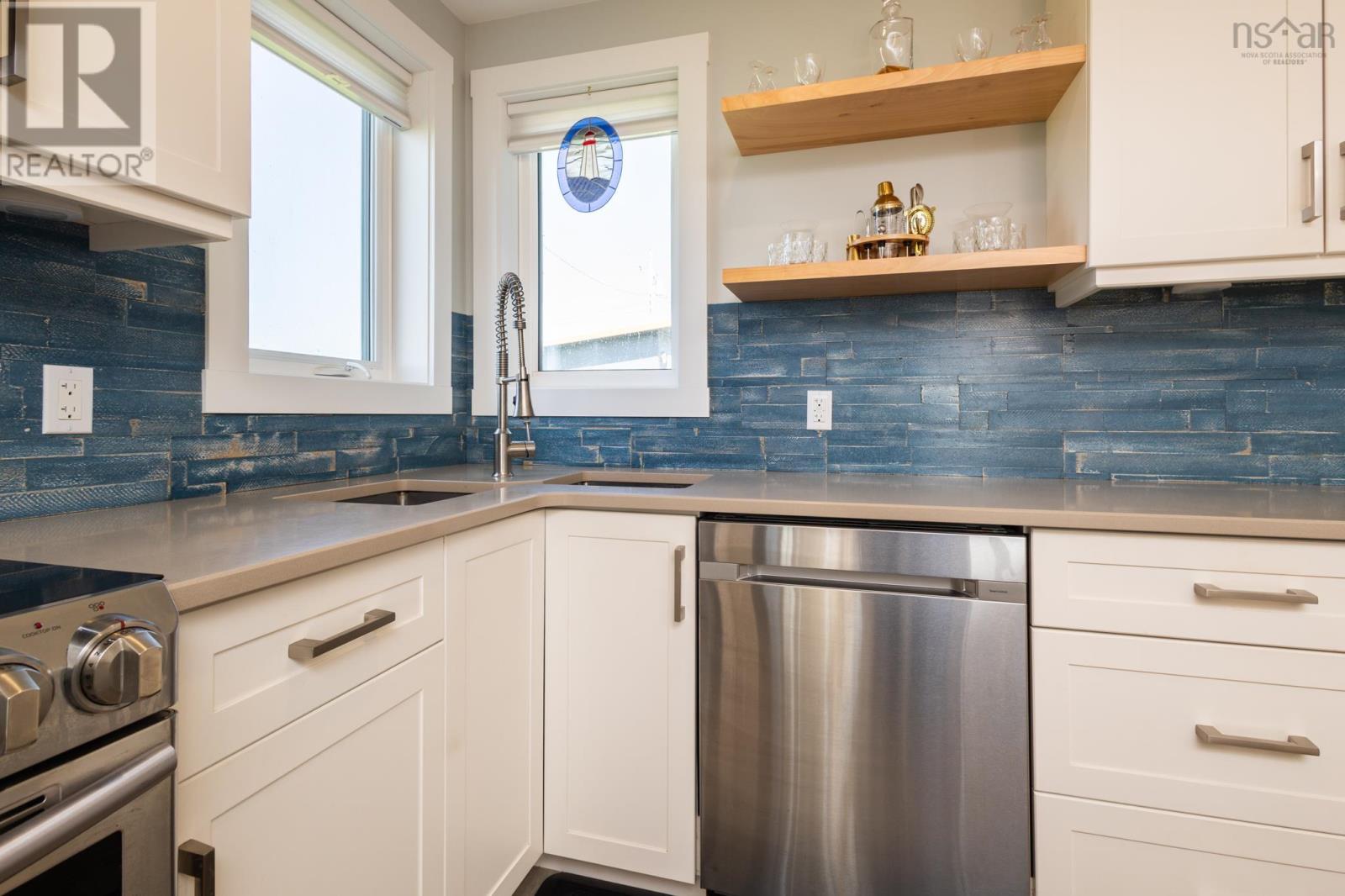 39 Sunset Lane, Meteghan River, Nova Scotia  B0W 2L0 - Photo 4 - 202405737