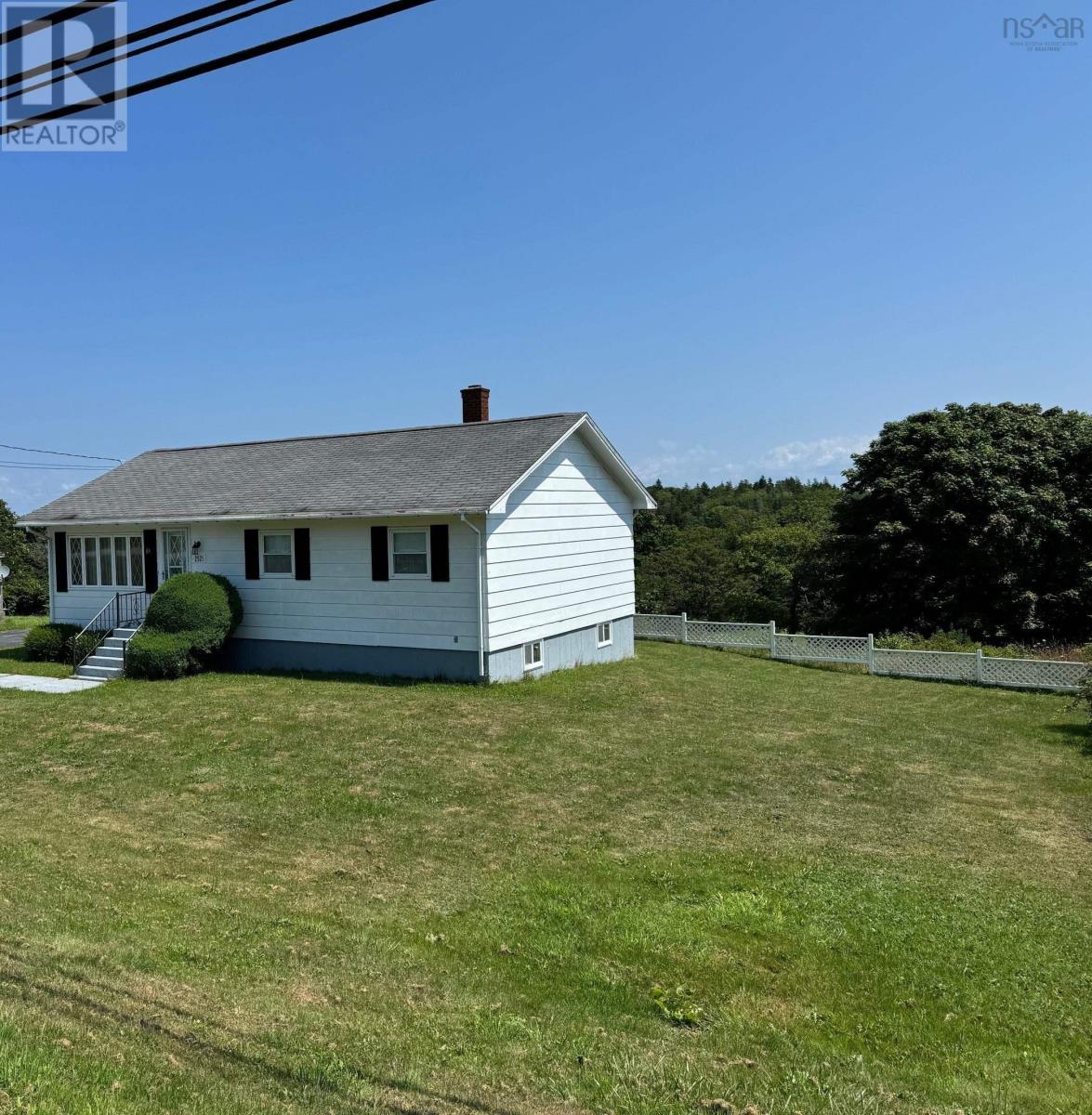 2521 Highway 334, Wedgeport, Nova Scotia  B0W 1B0 - Photo 4 - 202405794