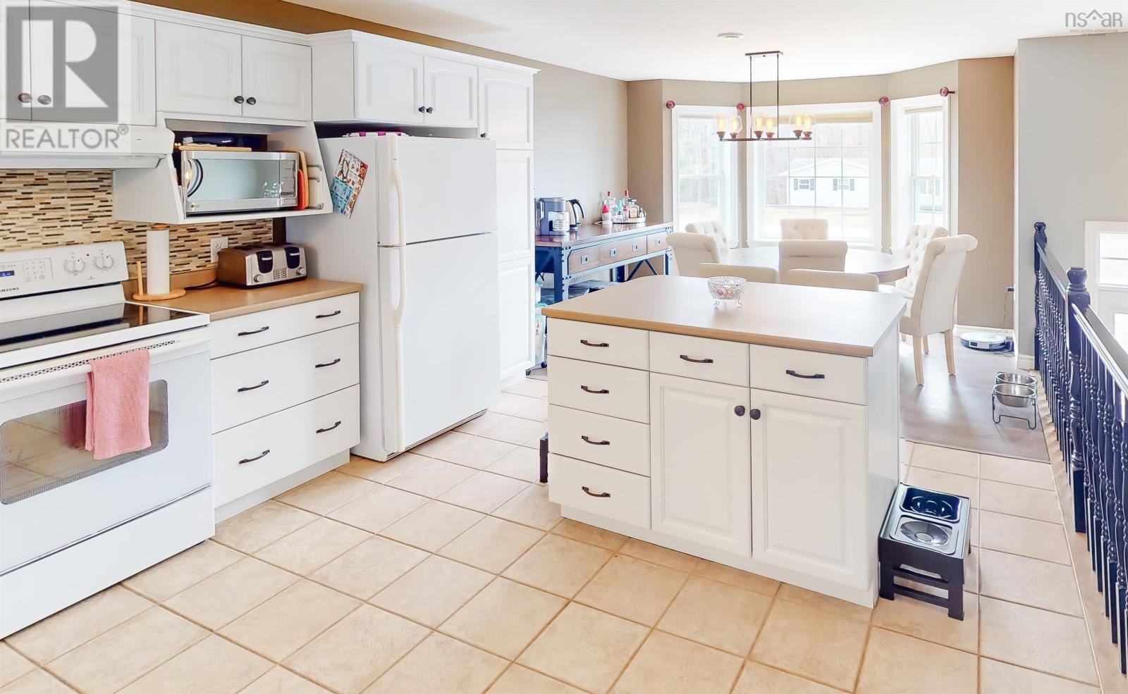 56 Brittany Avenue, Greenwood, Nova Scotia  B0P 1R0 - Photo 2 - 202405806