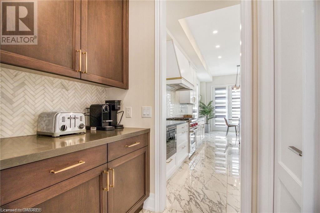 2337 Charles Cornwall Road, Oakville, Ontario  L6M 4G3 - Photo 10 - 40565126