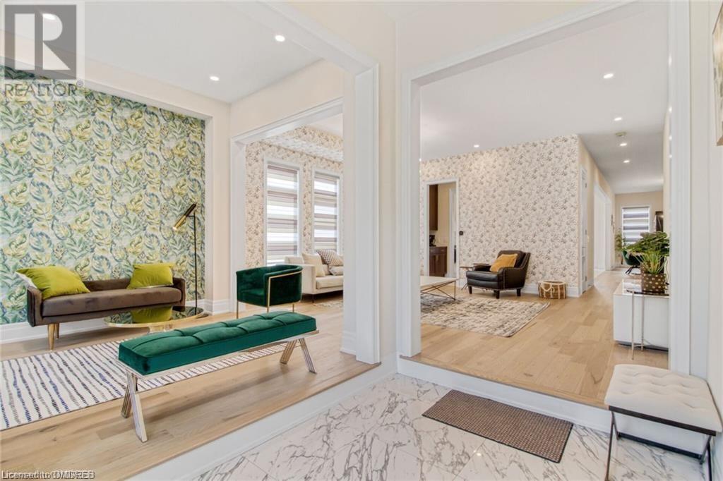 2337 Charles Cornwall Road, Oakville, Ontario  L6M 4G3 - Photo 3 - 40565126