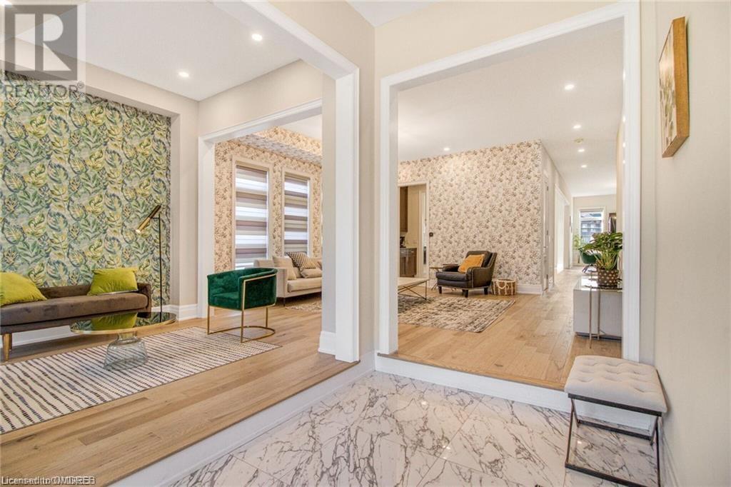 2337 Charles Cornwall Road, Oakville, Ontario  L6M 4G3 - Photo 4 - 40565126