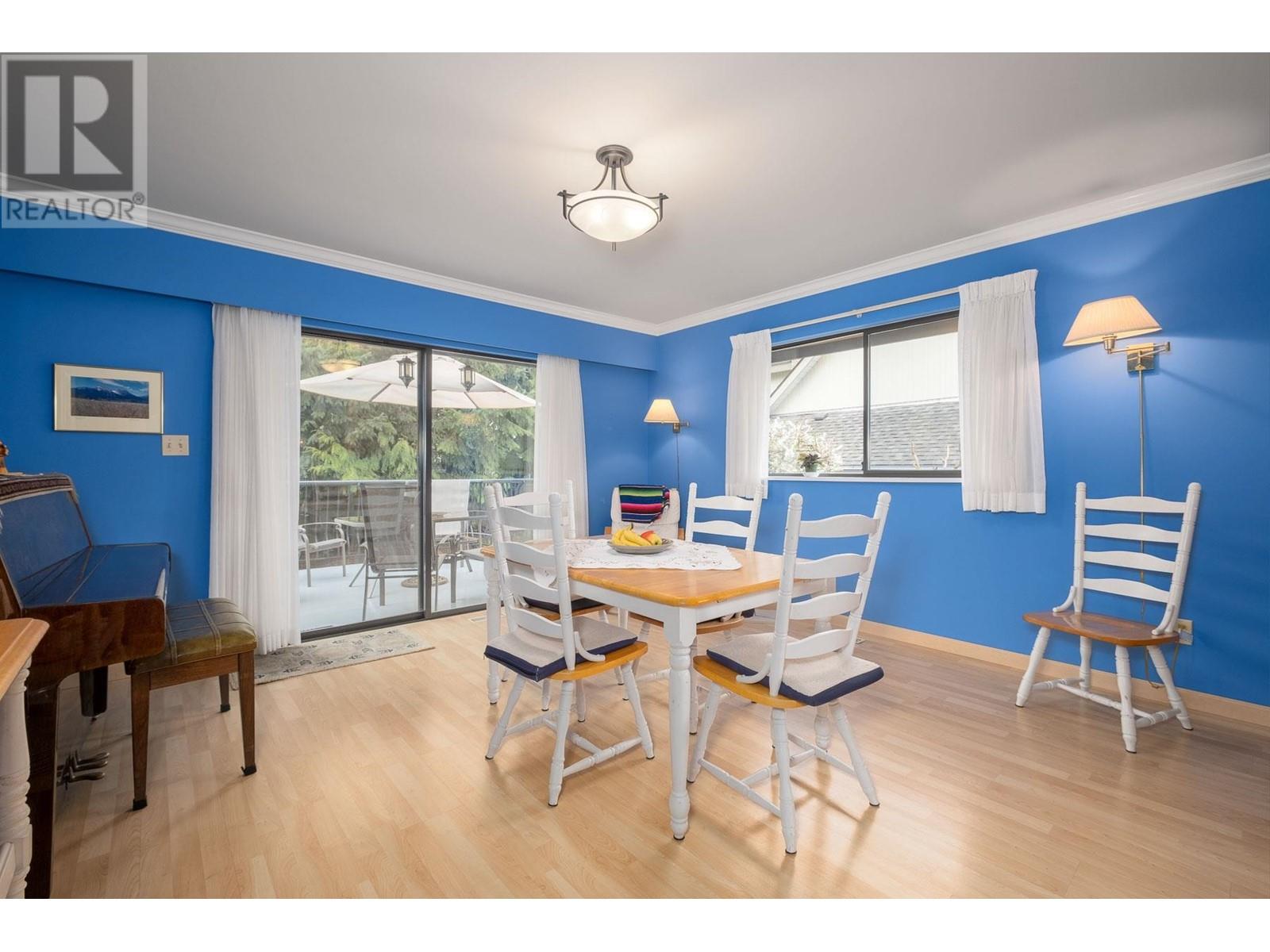 2421 Oranda Avenue, Coquitlam, British Columbia  V3K 3A5 - Photo 10 - R2864598