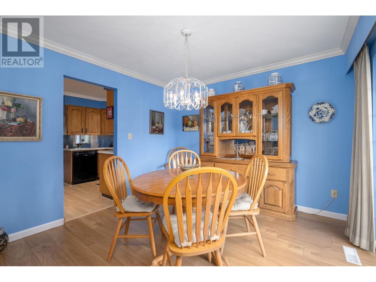 2421 Oranda Avenue, Coquitlam, British Columbia  V3K 3A5 - Photo 9 - R2864598