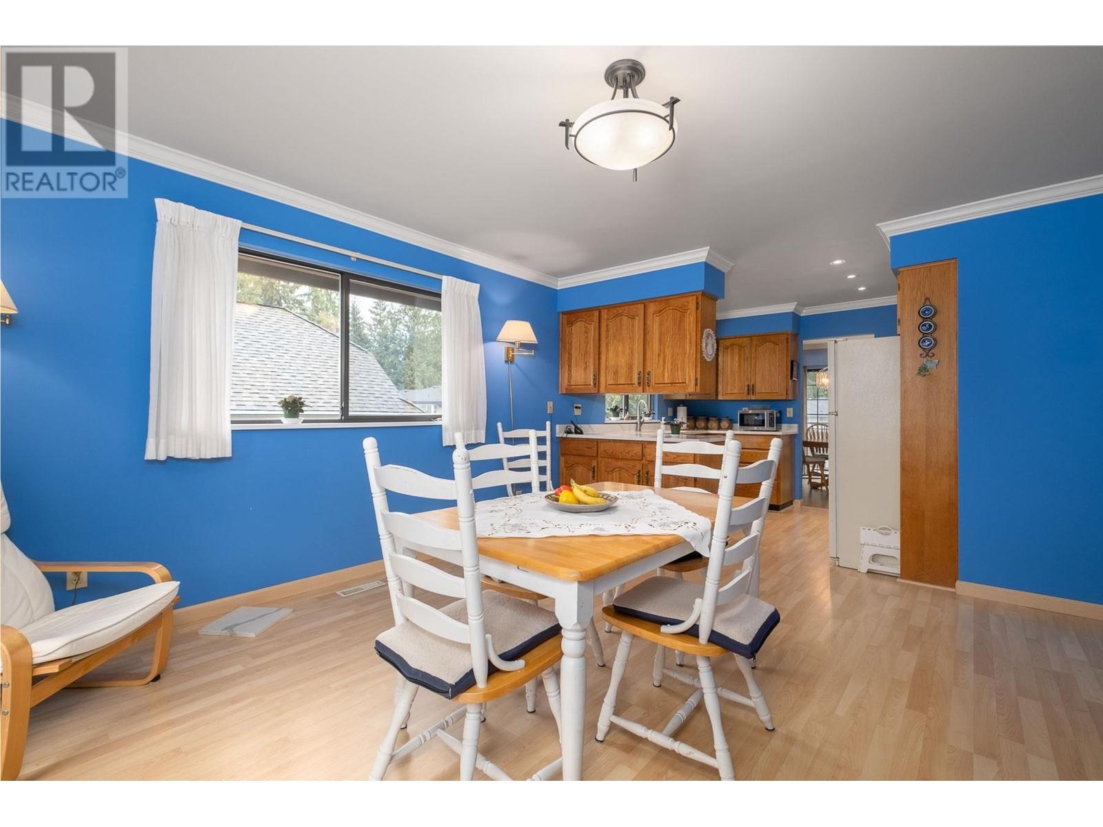 2421 Oranda Avenue, Coquitlam, British Columbia  V3K 3A5 - Photo 11 - R2864598