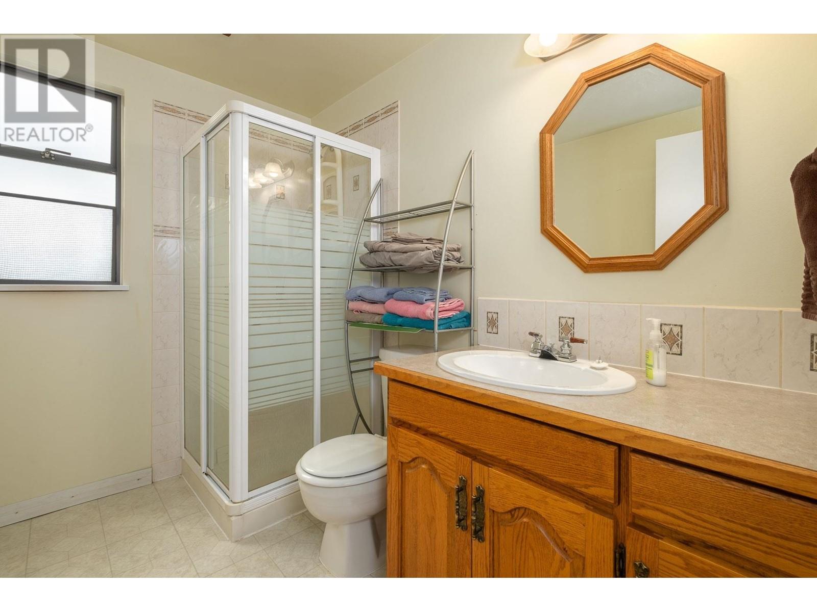 2421 Oranda Avenue, Coquitlam, British Columbia  V3K 3A5 - Photo 26 - R2864598
