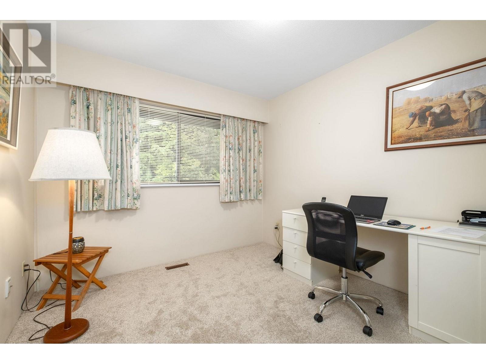 2421 Oranda Avenue, Coquitlam, British Columbia  V3K 3A5 - Photo 20 - R2864598