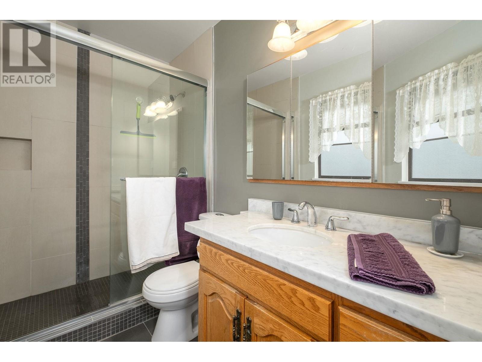 2421 Oranda Avenue, Coquitlam, British Columbia  V3K 3A5 - Photo 17 - R2864598