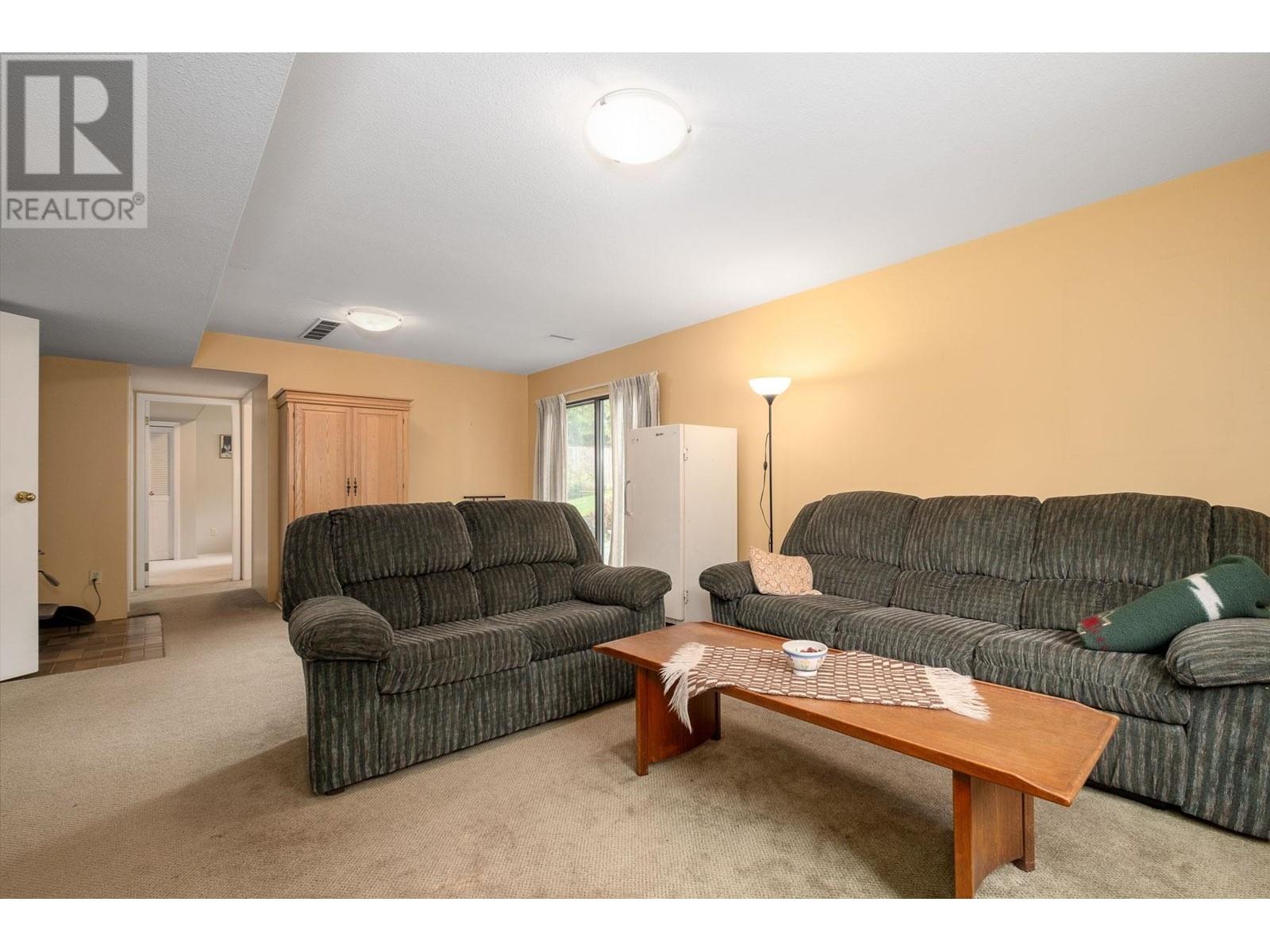 2421 Oranda Avenue, Coquitlam, British Columbia  V3K 3A5 - Photo 24 - R2864598
