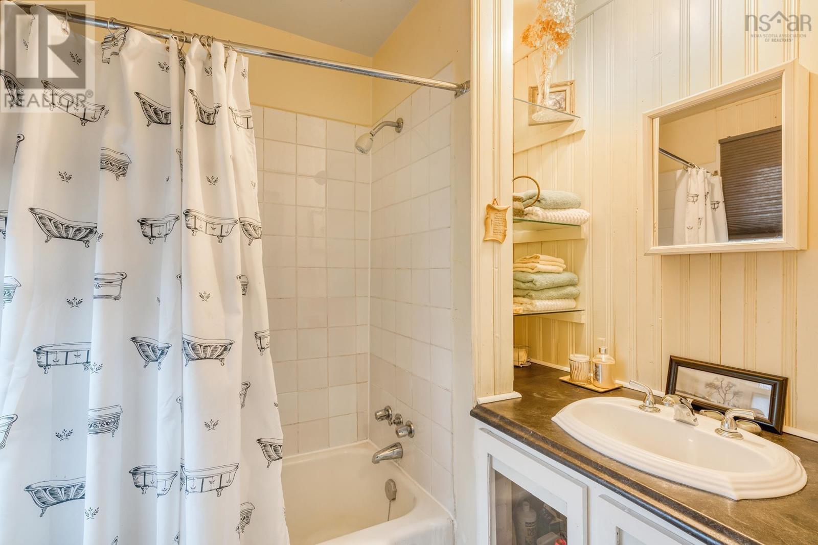 1389/1391 Purcells Cove Road, Halifax, Nova Scotia  B3P 1B3 - Photo 9 - 202405814